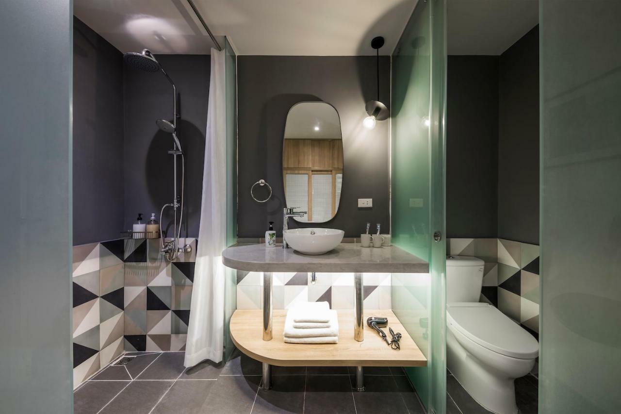 Circadian Japanese Studios In Downtown Хошимін Екстер'єр фото